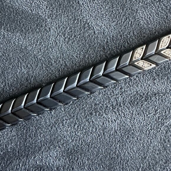 David Yurman Chevron Woven Bracelet w/ Black Titanium & White Diamonds - RARE - Picture 6 of 15